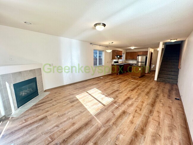 Photo - 3-Bedroom, 2-Bathroom Row House Near Alberta Arts District