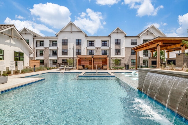 Building Photo - Lenox Katy Creek Rental