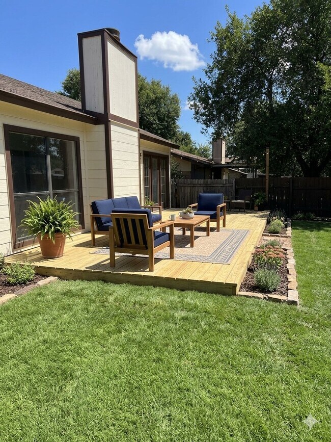 Photo - 7534 Lincoln Village Dr