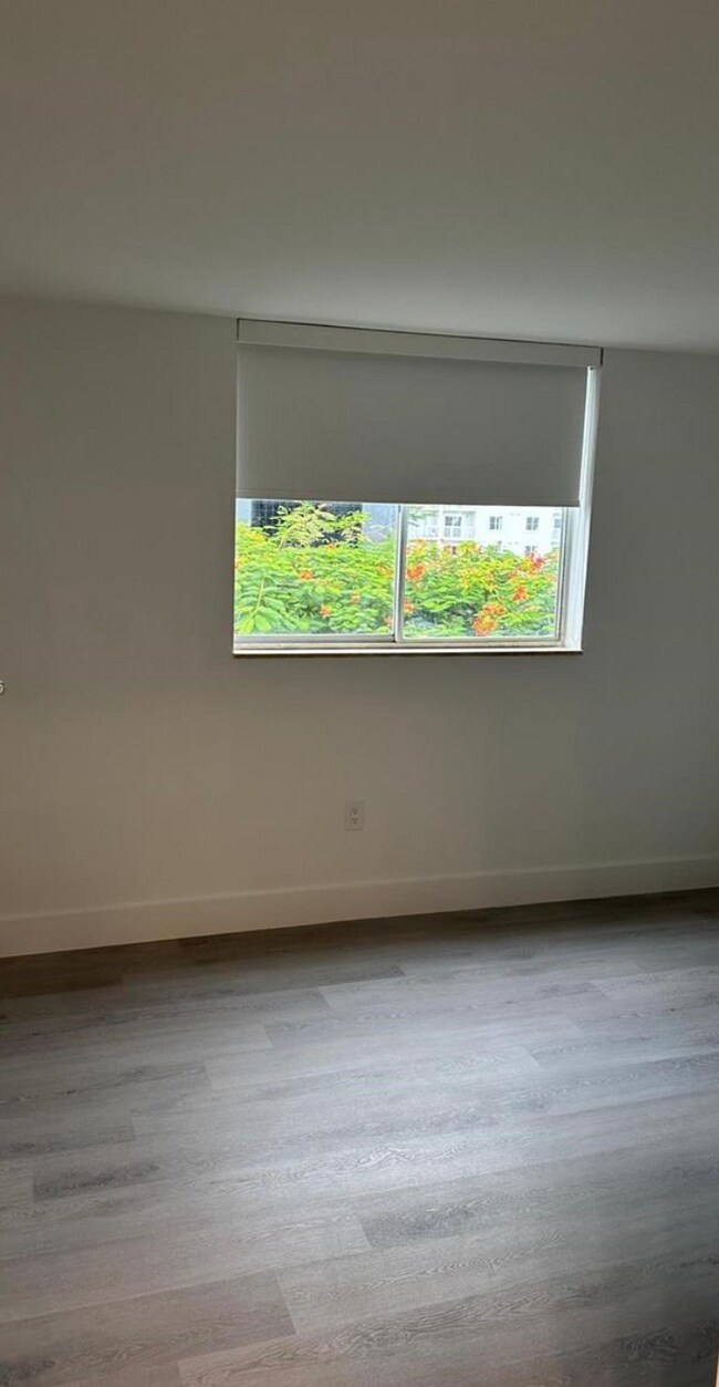 Photo - 210 SW 11th St Unit 510