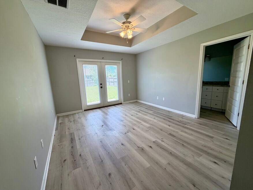 2419 Cocoa Ave