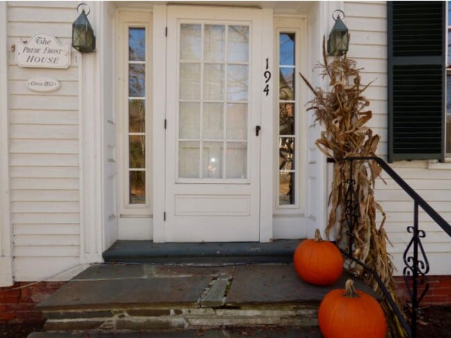 194 Main St