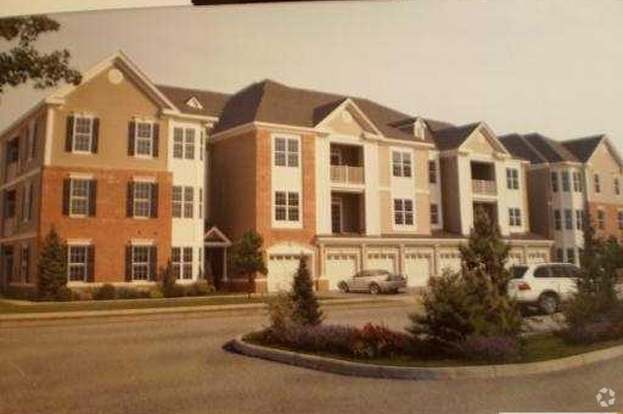 Building Photo - 2014 Edward Stec Blvd Rental
