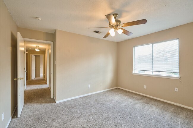 Photo - 23311 Grand Rapids Ln