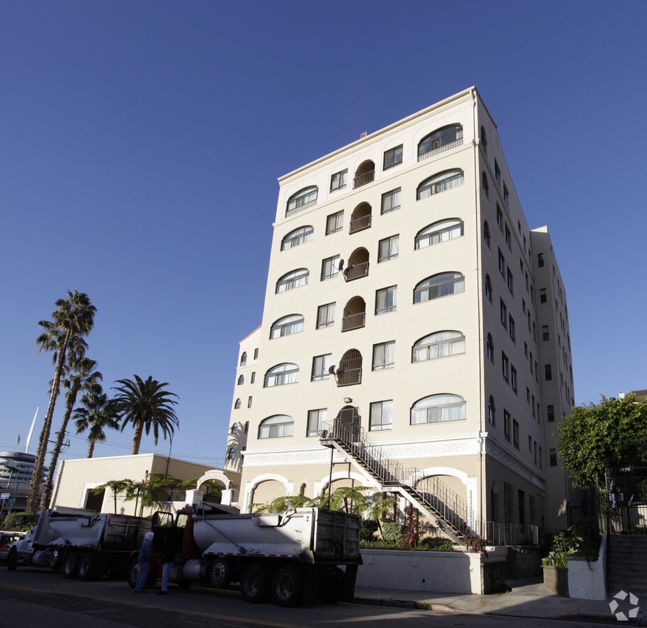 Photo - Castle Argyle Apartments