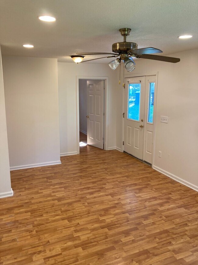 Photo - 224 Couper St NE Unidad 224 Couper