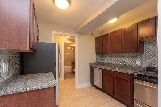 Photo - 428 W Wellington Ave Unidad C9