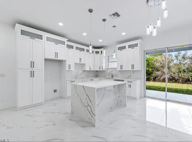 Photo - 4716 Douglas Ln