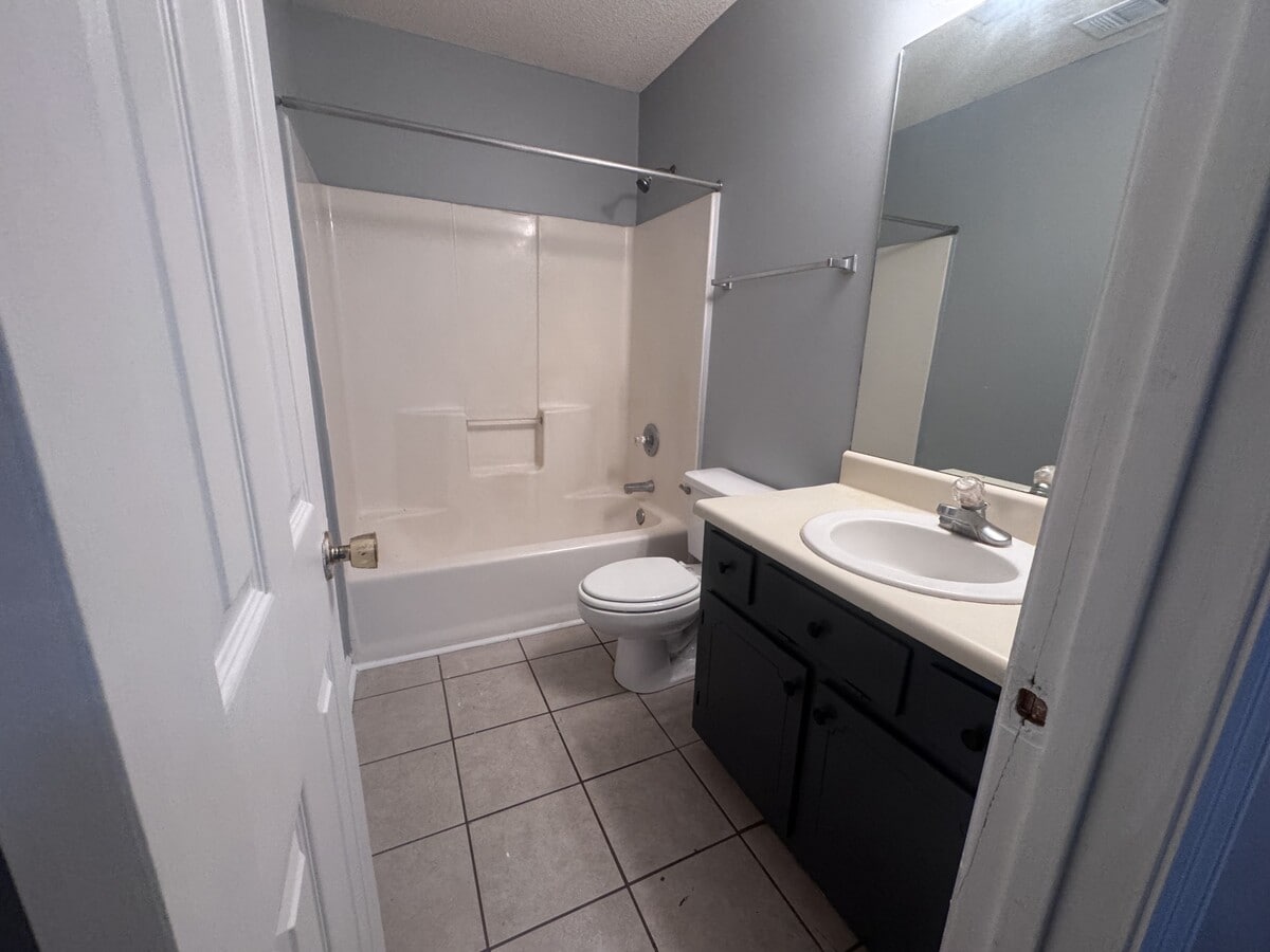 Photo - 2313 Friar Tuck Ln