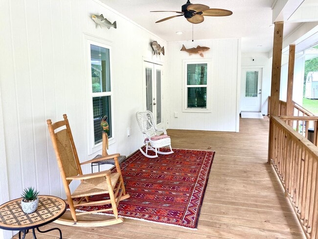 Photo - Tranquil Porch Retreat
