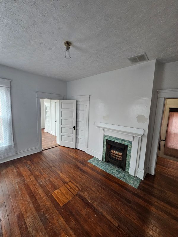 540 6th Ave Unit #2