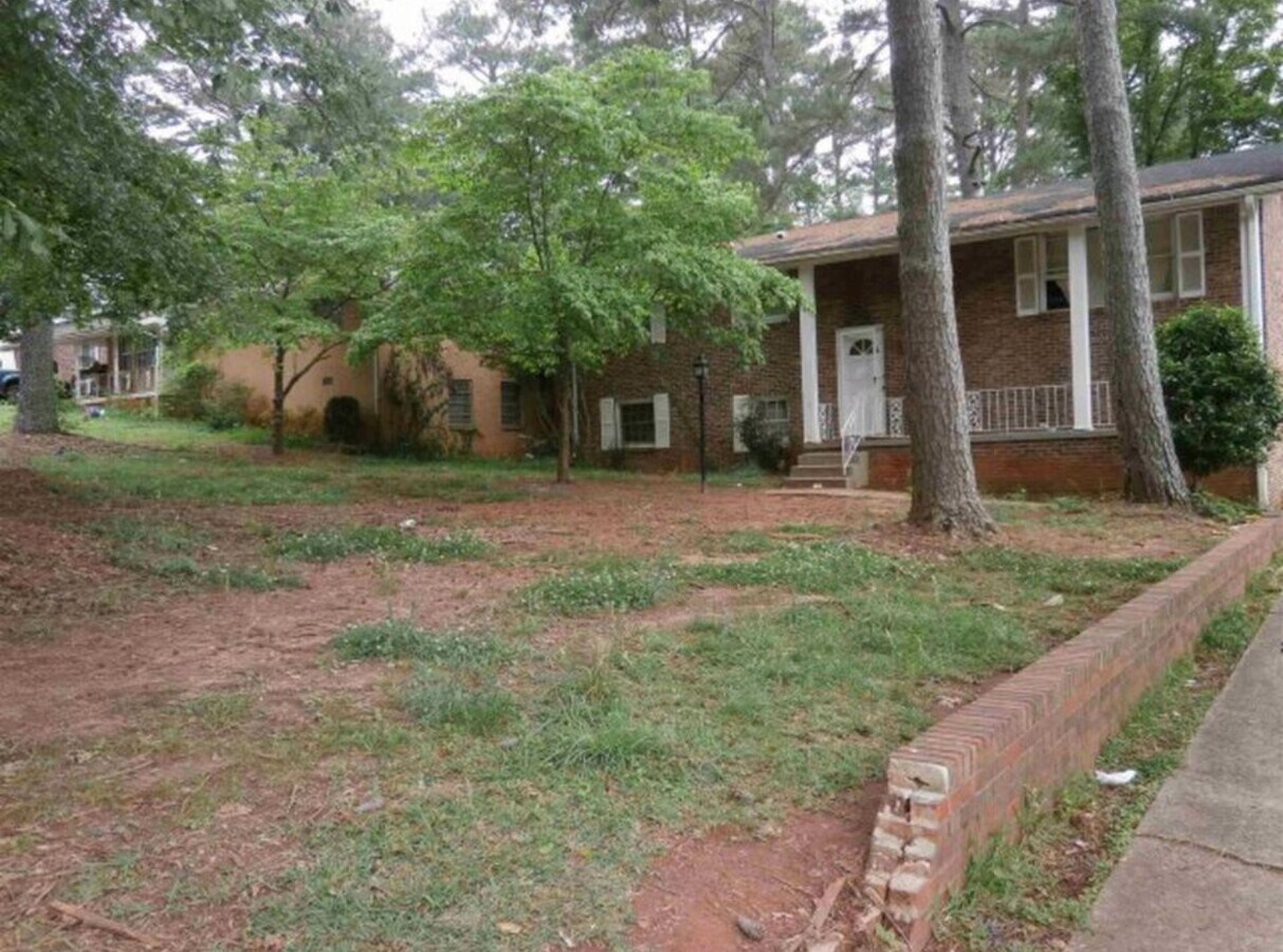 Photo - 1737 Camperdown Cir