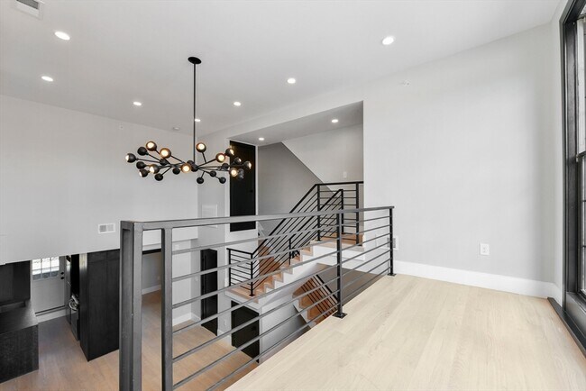 Photo - 6 Brooks St Unit 1