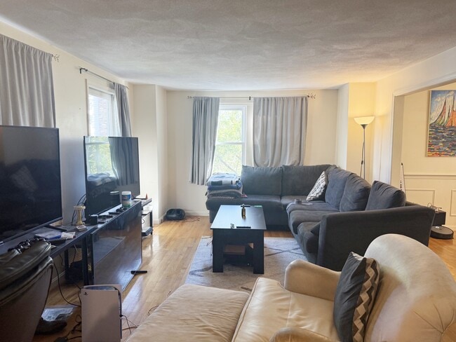Photo - 14 Kings Ct
