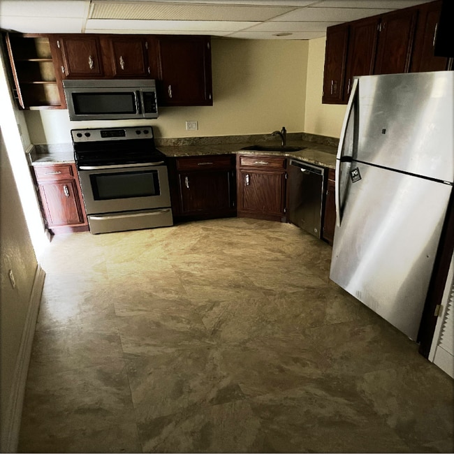 Photo - 2000 Country Club Apartment Unidad 1710