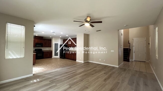 Photo - Spacious 4bd/2.5ba House with 2 Car Garage