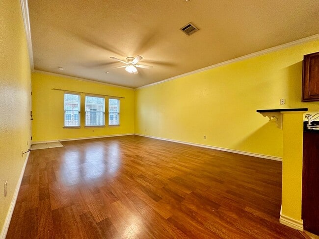 Photo - Spacious 2/2 Condo Minutes from Campus and...