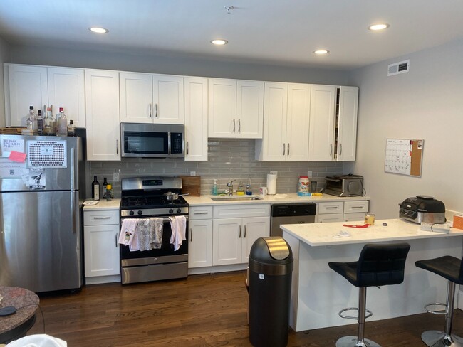 Photo - 783 Parker St Unit 3