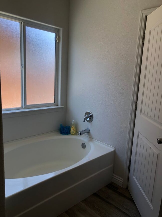 Photo - 1492 El Paso Ave