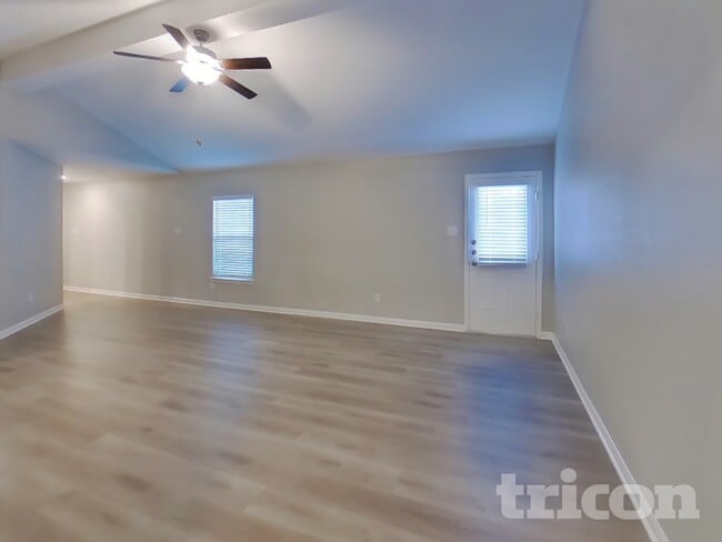 Photo - 23048 Shakespeare Dr