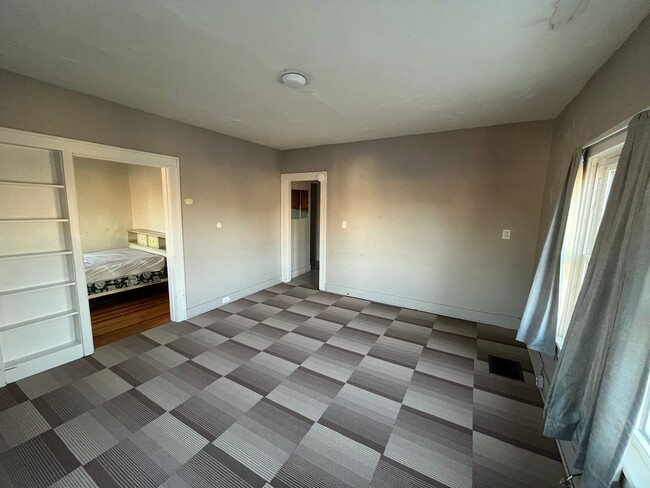 Photo - 103 W 1st St Unit C