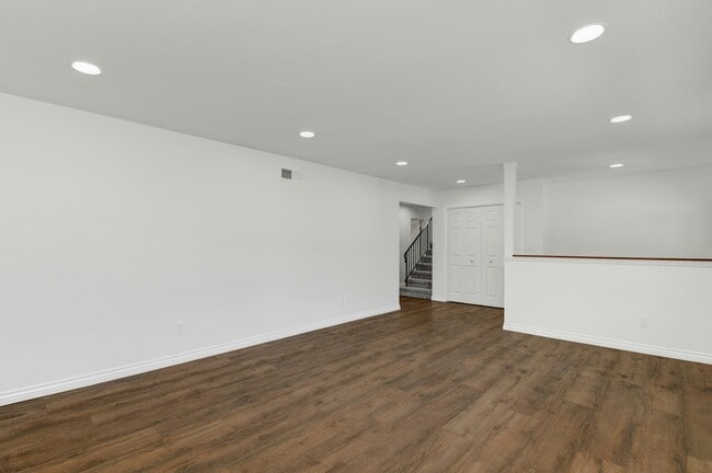 Photo - 1531 Sundale Rd