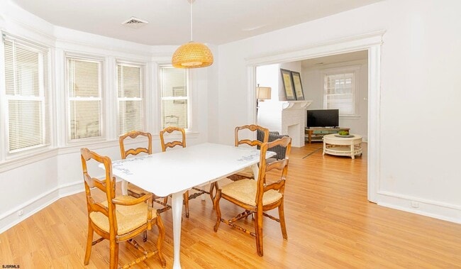 Photo - 5 N Newport Ave