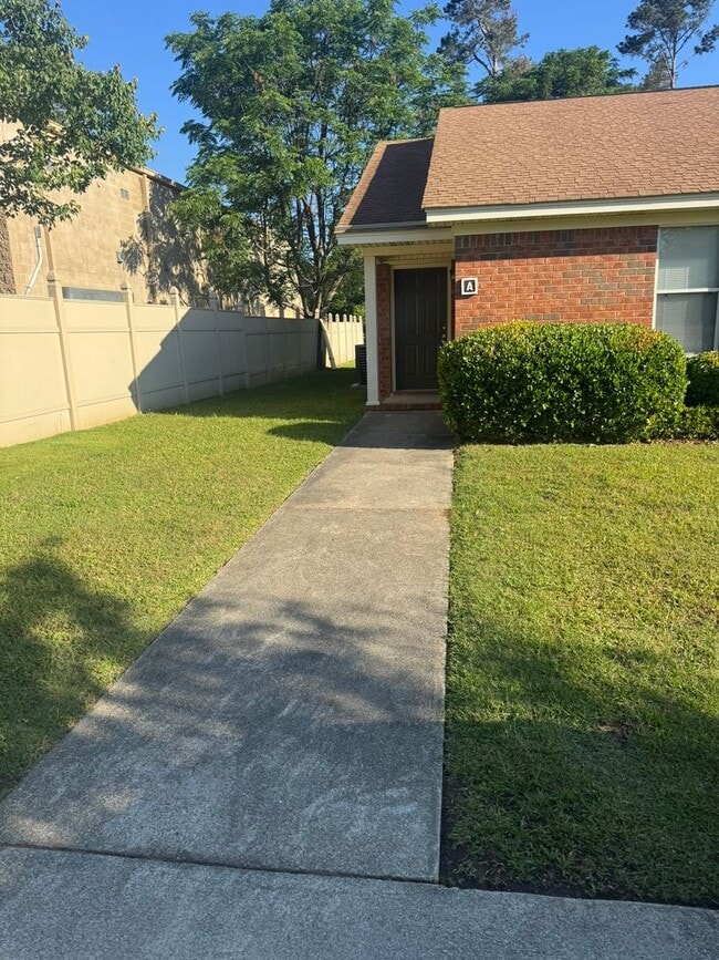 Remodeled Duplex on Belair Road - Remodeled Duplex on Belair Road House