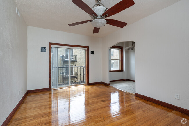 Building Photo - Gallery Central West End Rental