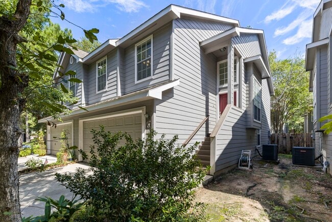 Photo - 230 Blushwood Pl