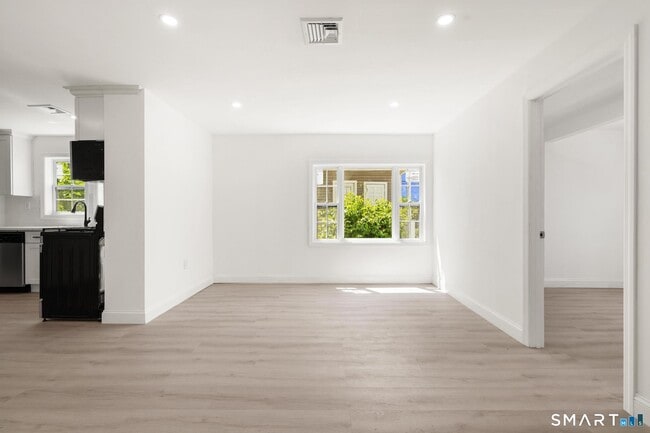 Photo - 64 Soundview Ave Unit #2