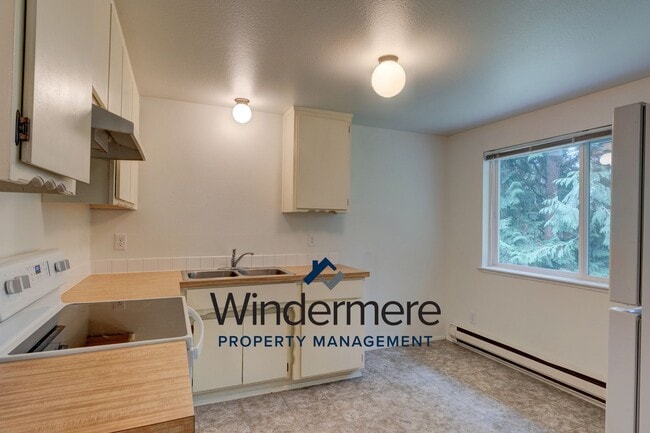 Photo - 4146 Kimberly Way Unit #B