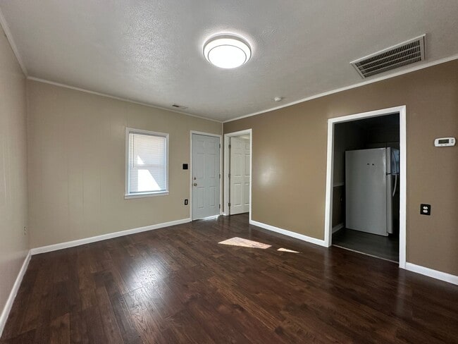 Photo - 717 Plantation Rd