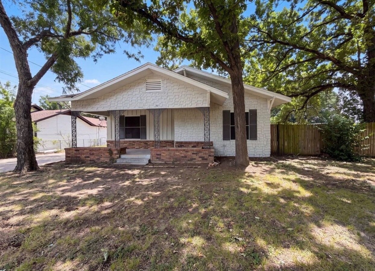 Photo - 5109 Malinda Ln S