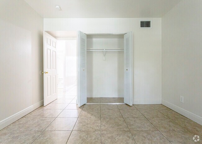 2 BD GUEST ROOM