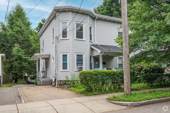 Building Photo - 30 Turner St Unit 30 Rental