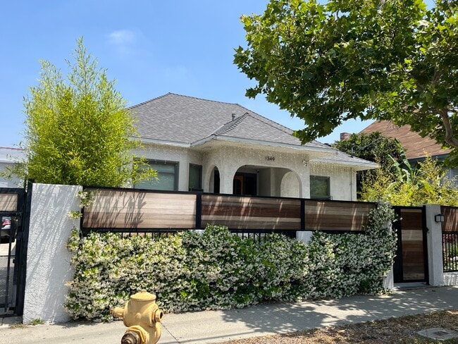 Photo - 1349 W 23rd St Unit 2