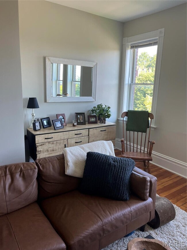 Photo - 1806 Allen Ave