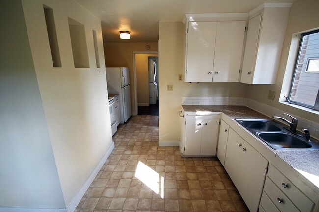 Photo - SPACIOUS, UPDATED 7 BEDROOM, 3 BATH, 2 KIT...