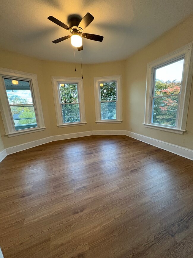 Photo - 142 Hillside Ave Unidad #2