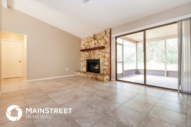 Photo - 2133 Lema Dr