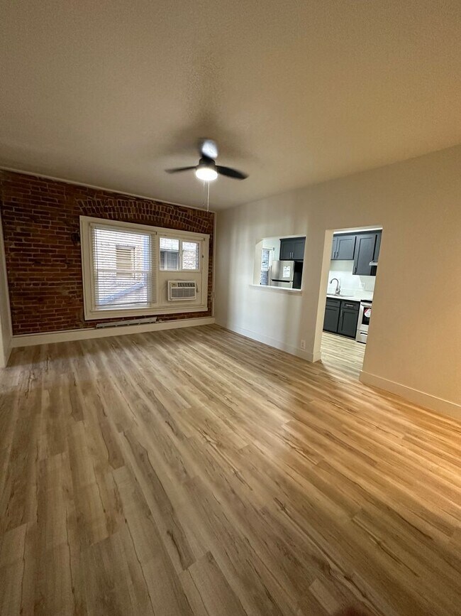 Photo - Modern & Stylish 2-Bedroom Apartment... Great Location!