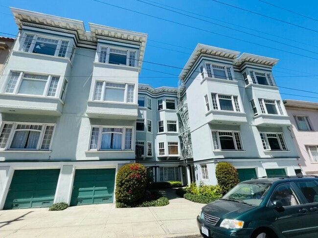 Photo - 3918 Fulton St