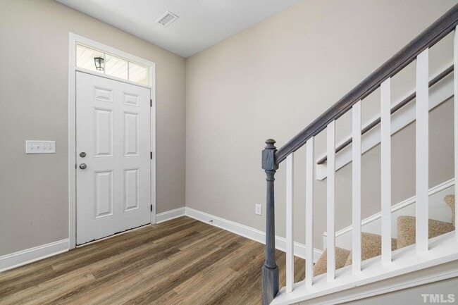 Photo - 335 E Pine Ave