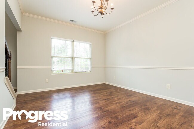 Photo - 441 Chandler Bluff Ct SE