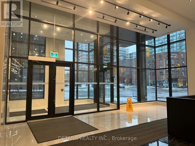 Photo - 340 Queen St Unit 809