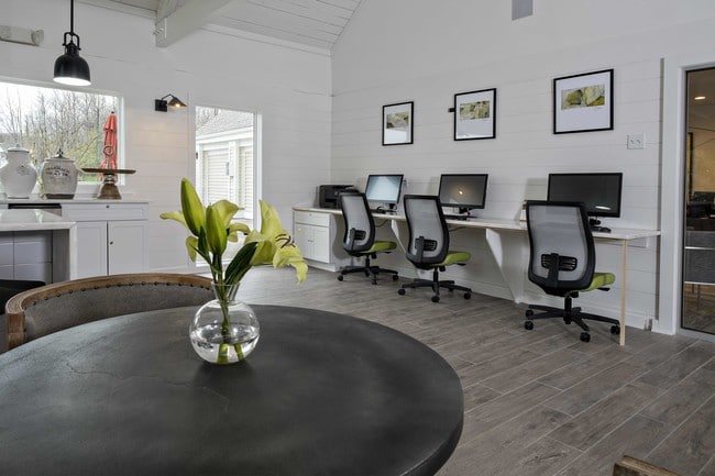 Business Center with Computers and Printer - Royal Oaks Apartments