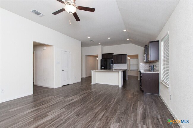 Photo - 6700 Catherine Dr