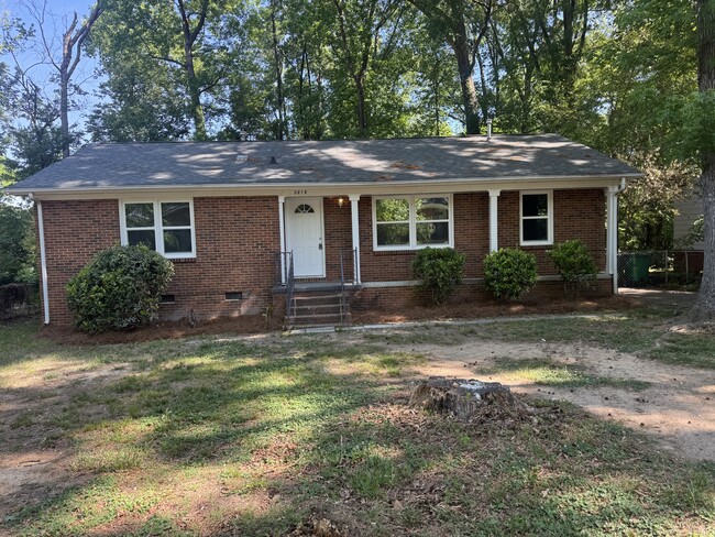 Building Photo - 2818 Fordwood Dr
