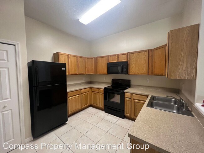 Photo - 3 br, 2 bath House - 6087 Maggies Cir #101
